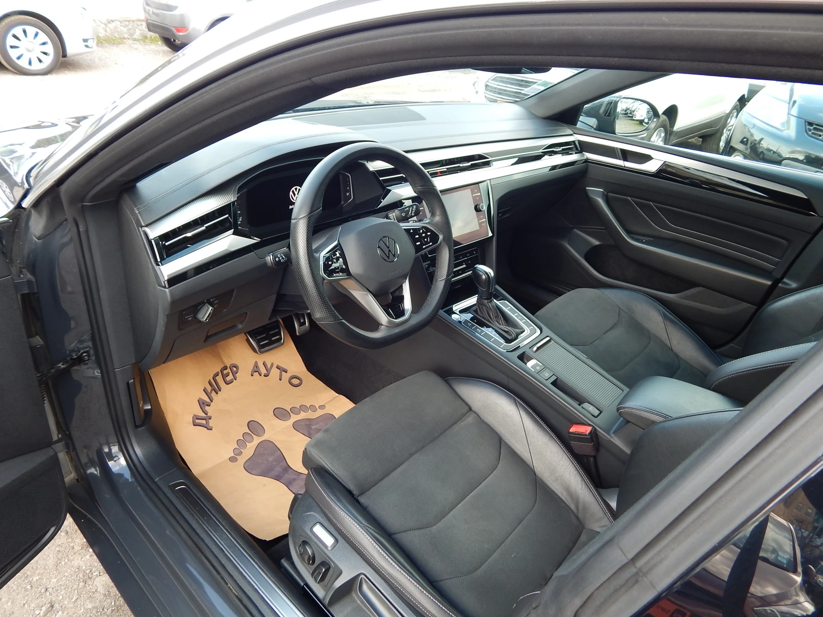 VW Arteon 2.0TDI, снимка 9 - Автомобили и джипове - 53763549