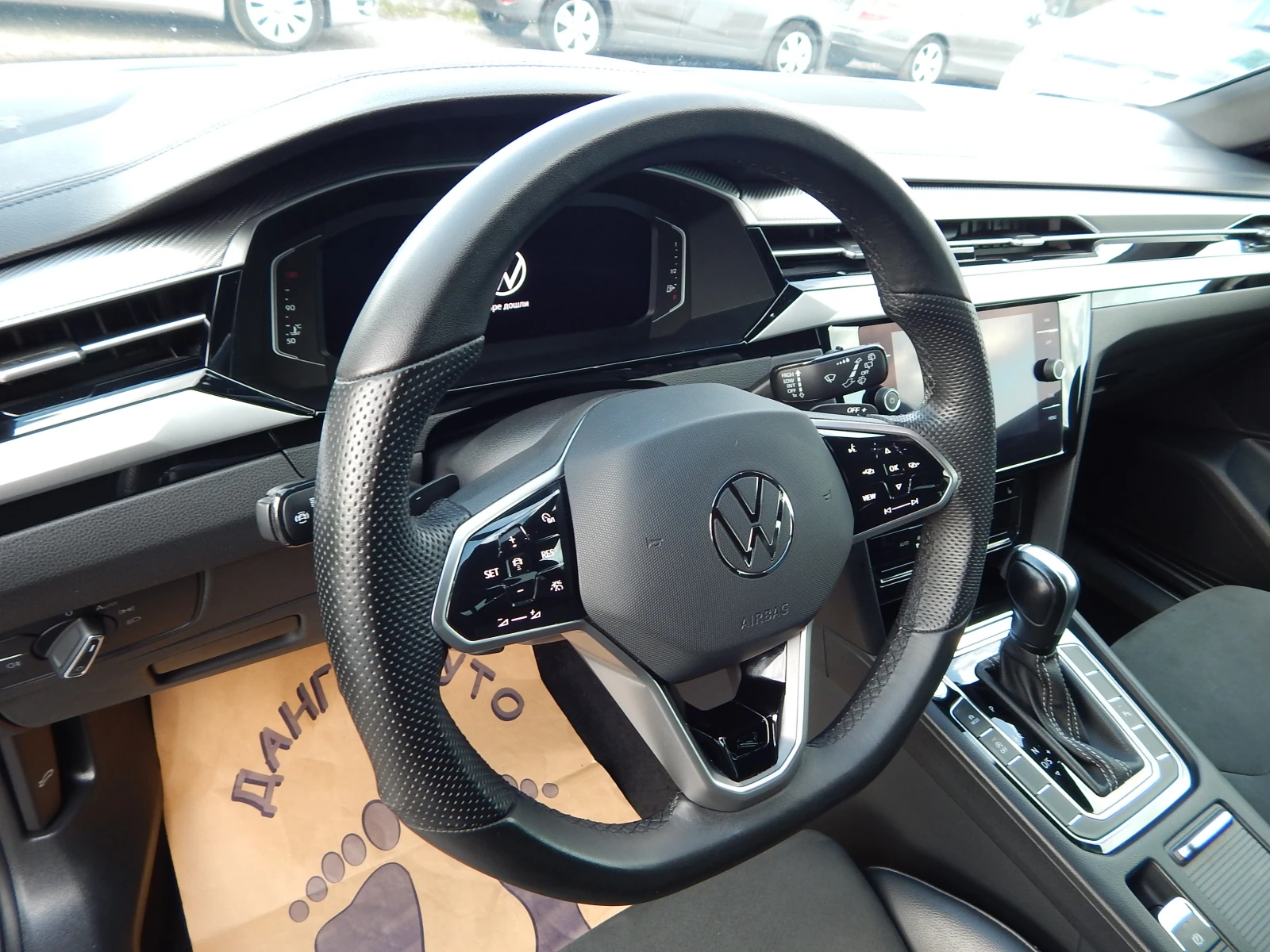 VW Arteon 2.0TDI, снимка 13 - Автомобили и джипове - 53763549