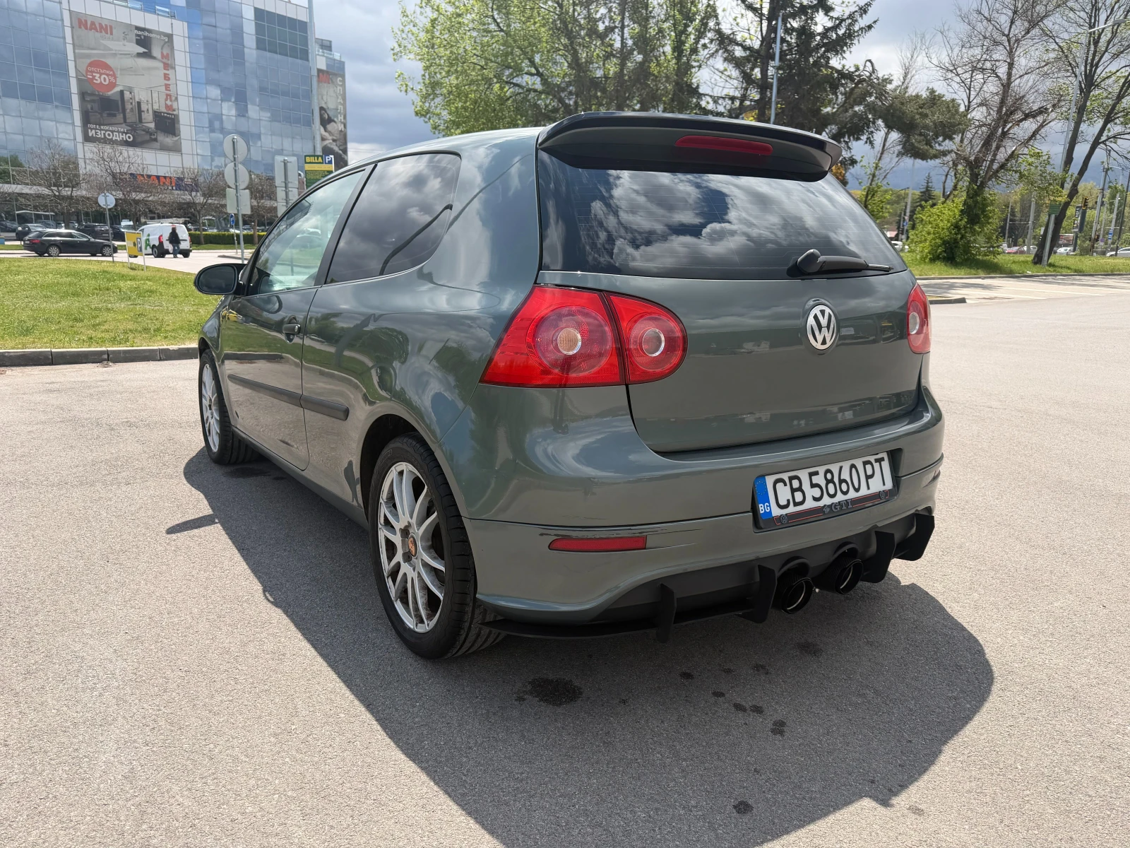 VW Golf 1.6, снимка 5 - Автомобили и джипове - 54381556