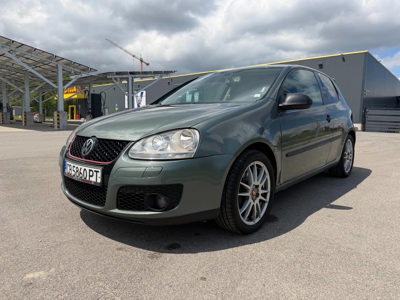 VW Golf 1.6, снимка 3 - Автомобили и джипове - 54381556
