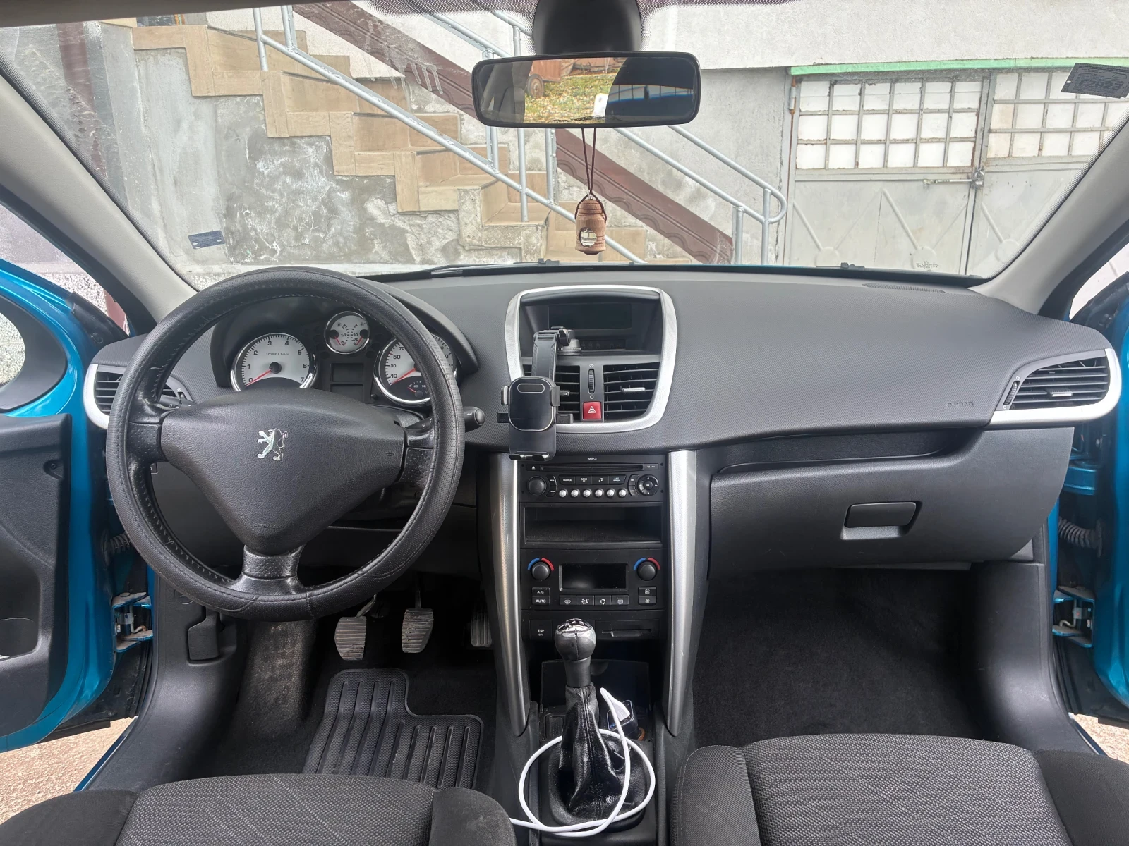 Peugeot 207, снимка 2 - Автомобили и джипове - 54572259