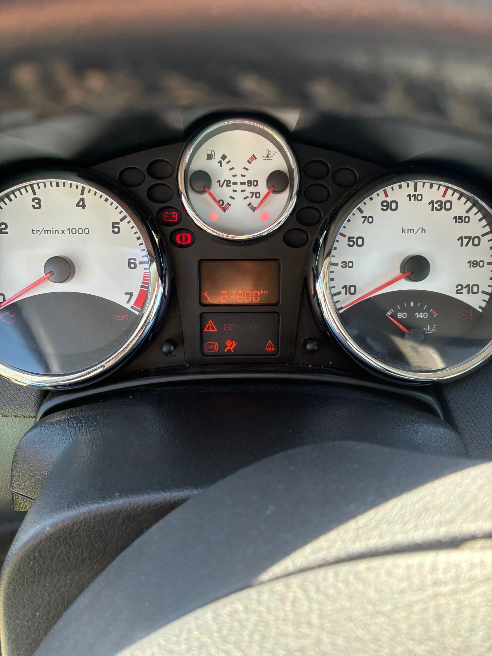 Peugeot 207, снимка 9 - Автомобили и джипове - 54572259