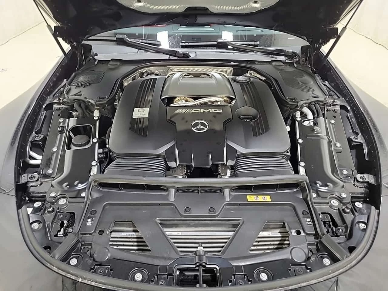 Mercedes-Benz AMG GT * 63 * CARFAX * АВТОКРЕДИТ БЕЗ ПЪРВОНАЧАЛНА ВНОСКА, снимка 17 - Автомобили и джипове - 54629102