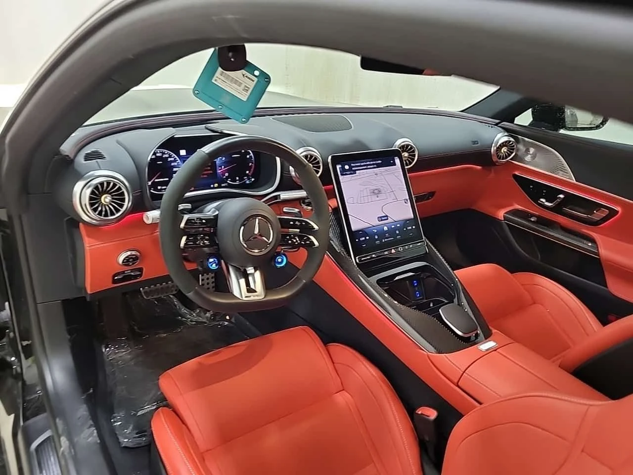 Mercedes-Benz AMG GT * 63 * CARFAX * АВТОКРЕДИТ БЕЗ ПЪРВОНАЧАЛНА ВНОСКА, снимка 11 - Автомобили и джипове - 54629102