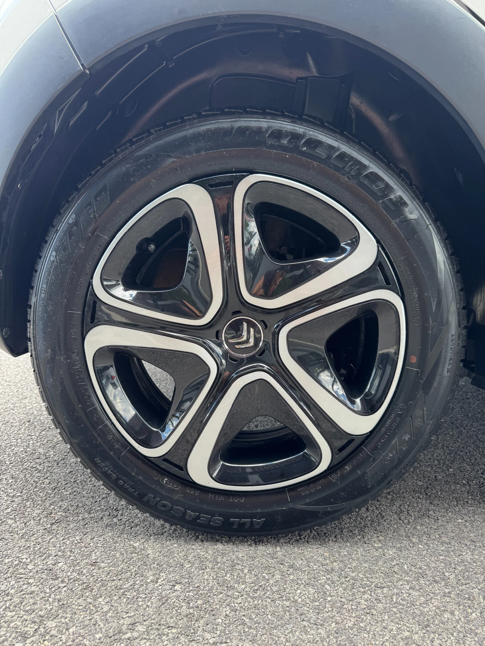 Citroen C3 1.2I НОВ ВНОС, снимка 14 - Автомобили и джипове - 54914608