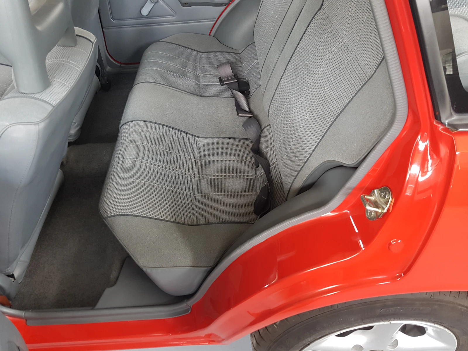 Suzuki Swift | Mobile.bg � ����������� 12