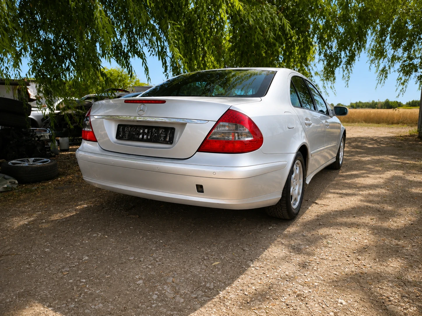 Mercedes-Benz E 200 2.0 компресор, снимка 5 - Автомобили и джипове - 55087710