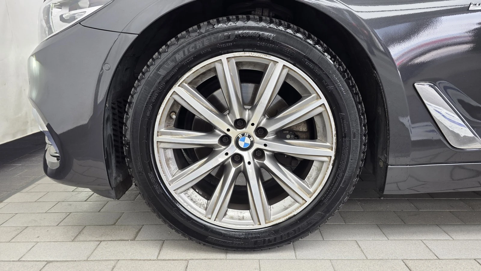 BMW 520 ЛЮК* HUD* ПОДГРЕВ ВОЛАН* ЕЛ. БАГАЖНИК* КРАЙНА ЦЕНА, снимка 5 - Автомобили и джипове - 55344731