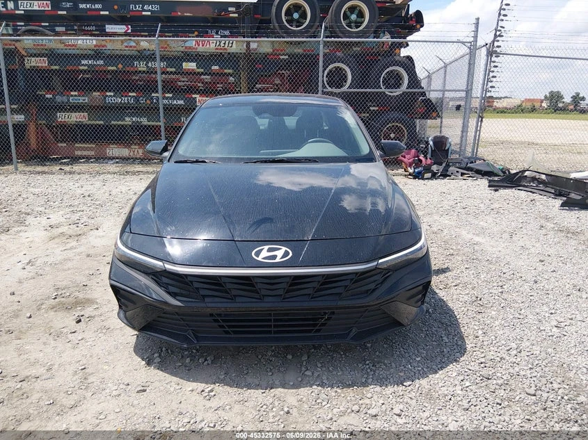 Hyundai Accent 1.6L I-4 DI, DOHC, VVT, 104HP Front Wheel Drive | Mobile.bg � ����������� 13