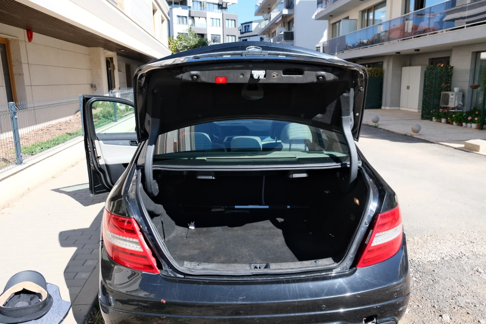Mercedes-Benz C 250 Amg, снимка 6 - Автомобили и джипове - 55562384