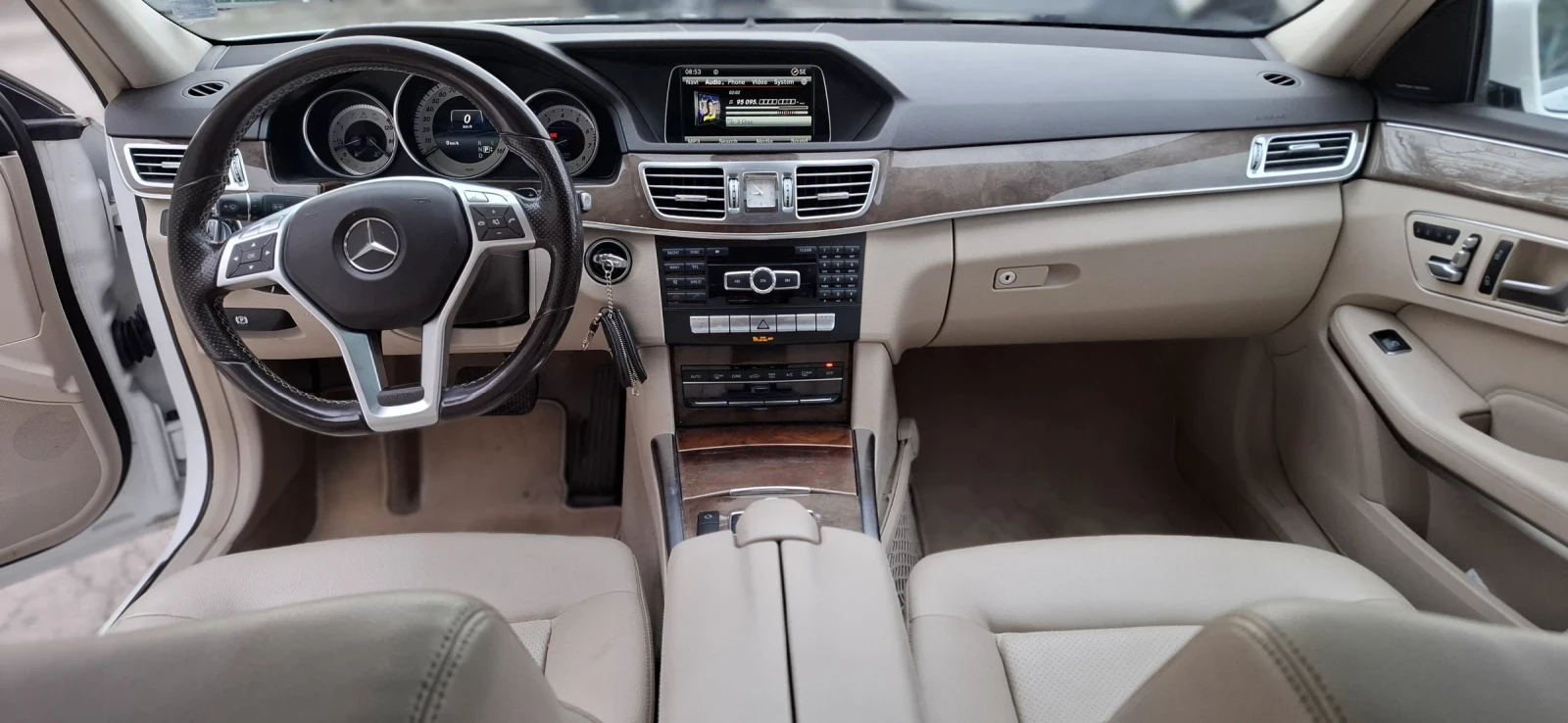 Mercedes-Benz E 350 Face AMG Navi Ambient Лизинг, снимка 11 - Автомобили и джипове - 55588640