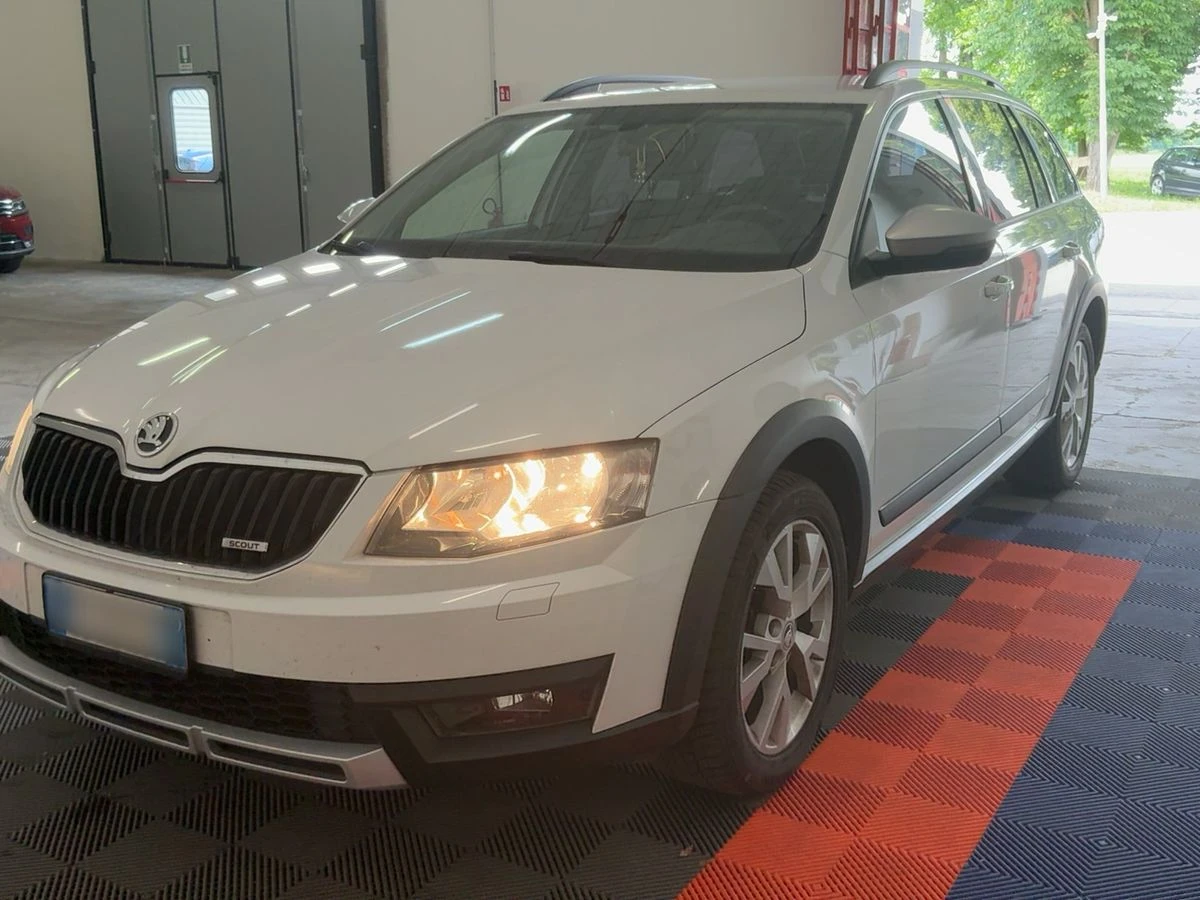 Skoda Octavia 2.0 TDI Scout 4x4