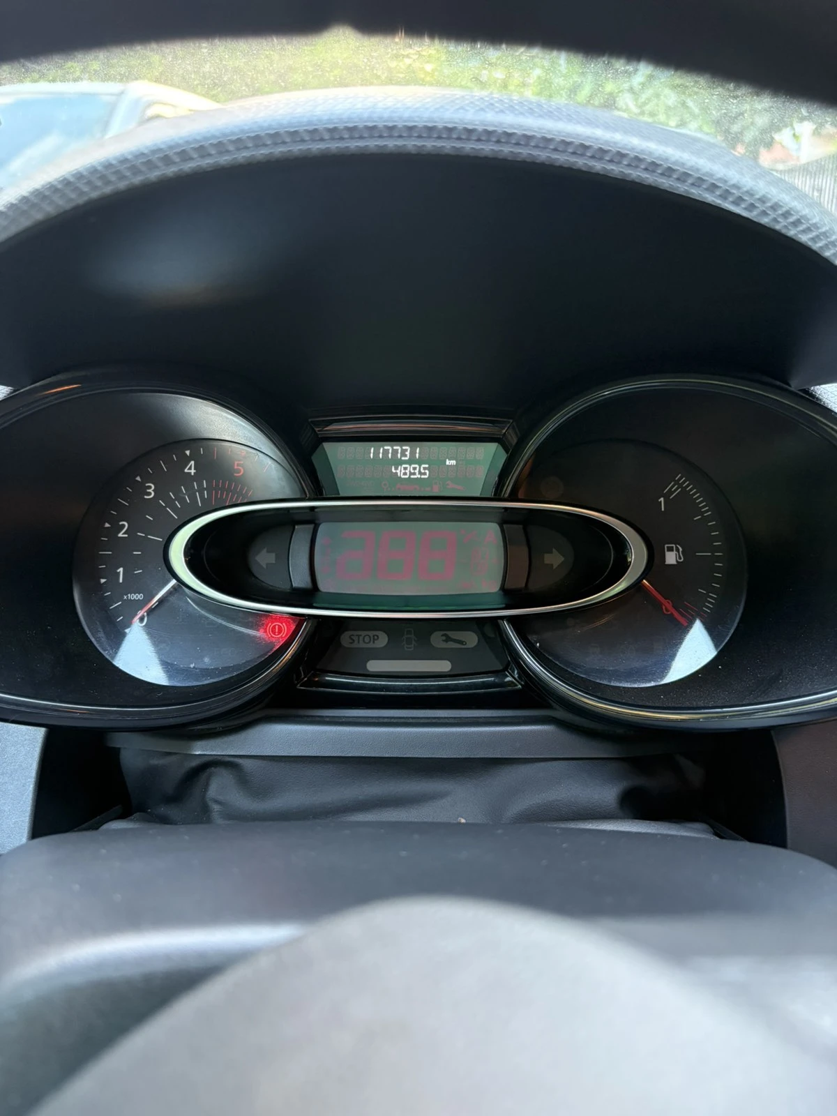 Renault Clio, снимка 5 - Автомобили и джипове - 56019158