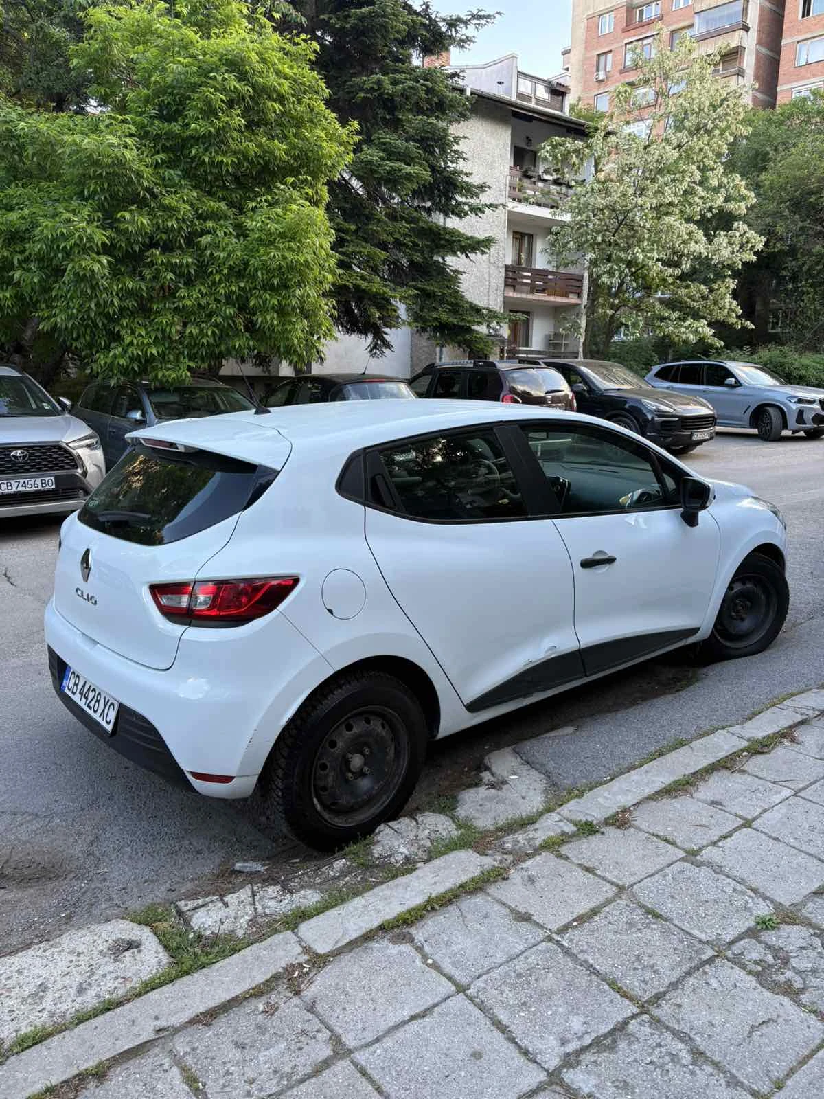 Renault Clio, снимка 3 - Автомобили и джипове - 56019158