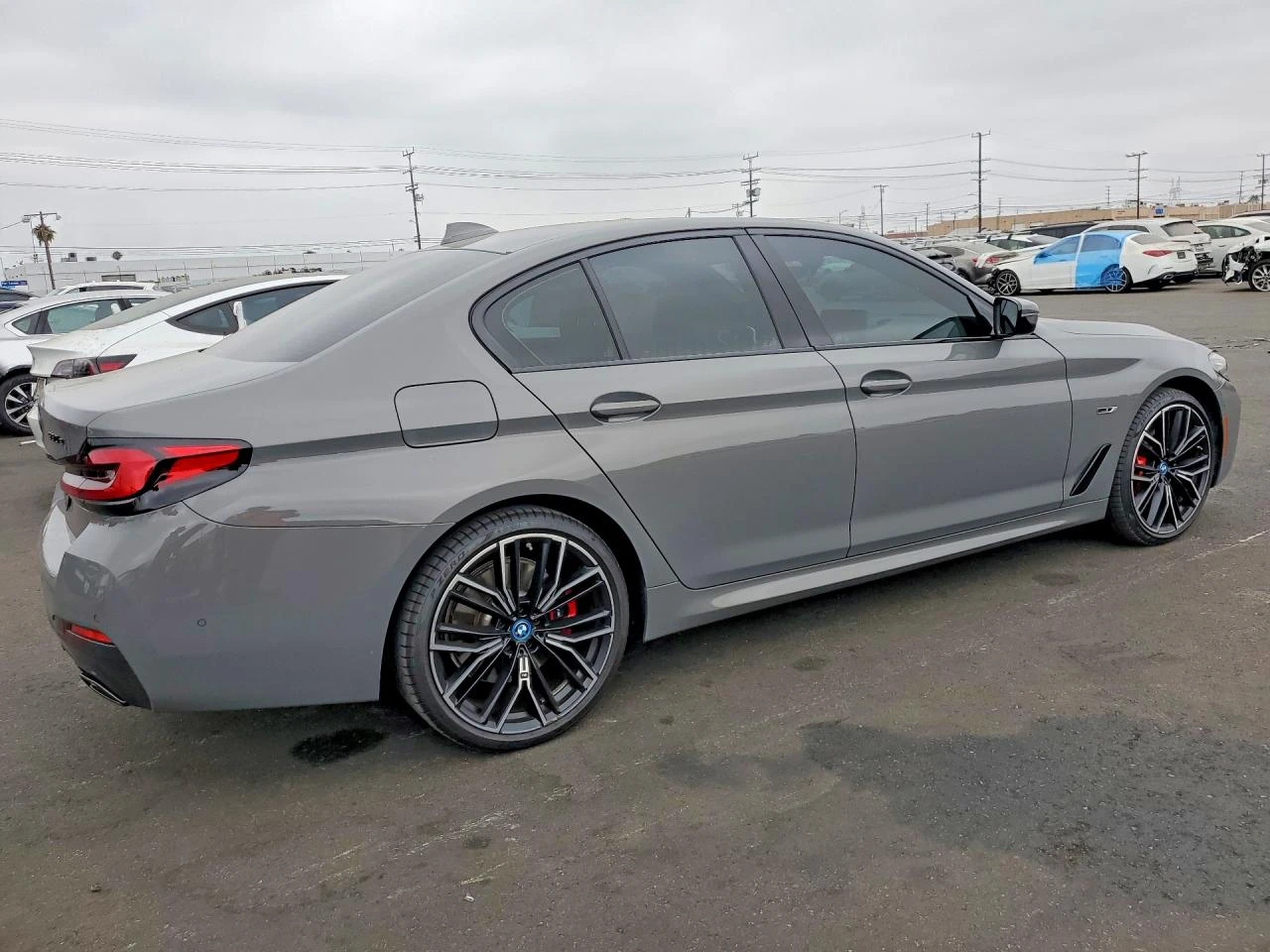 BMW 530E М* GESTURE* HARMON* DISTRONIC* SHADOW LINE* , снимка 9 - Автомобили и джипове - 56131659