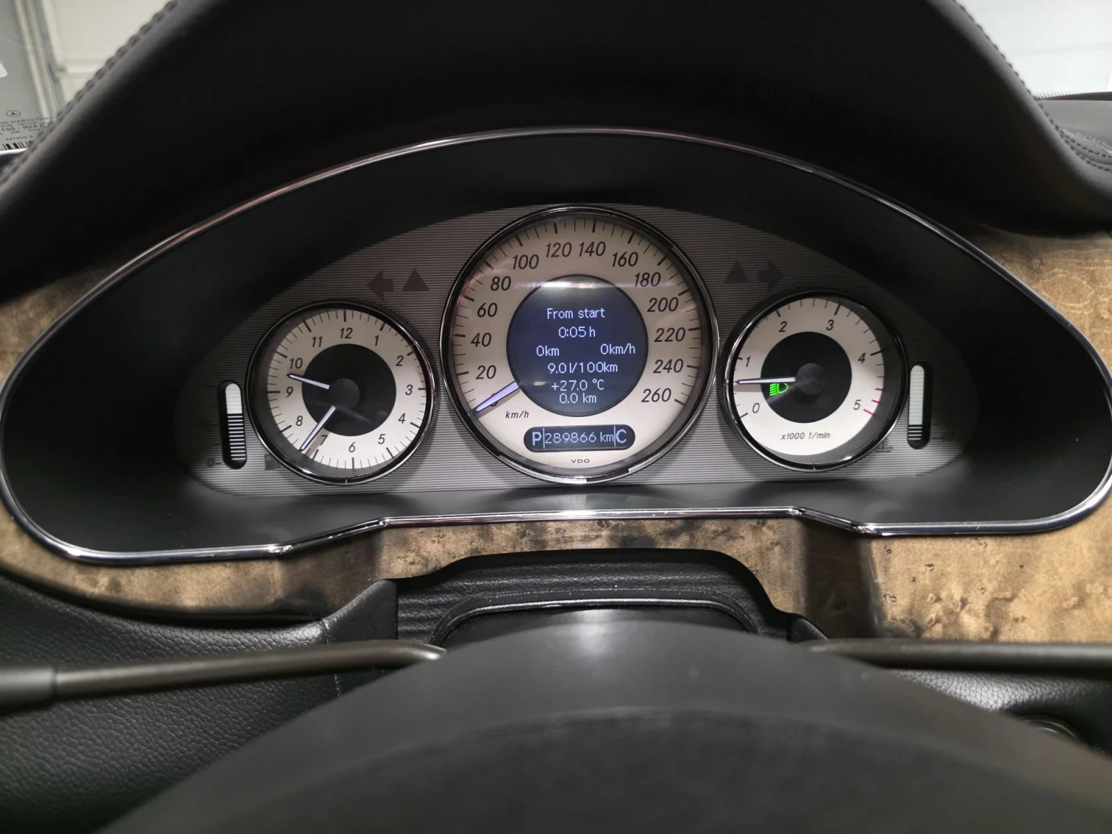 Mercedes-Benz CLS 350, снимка 9 - Автомобили и джипове - 56358353