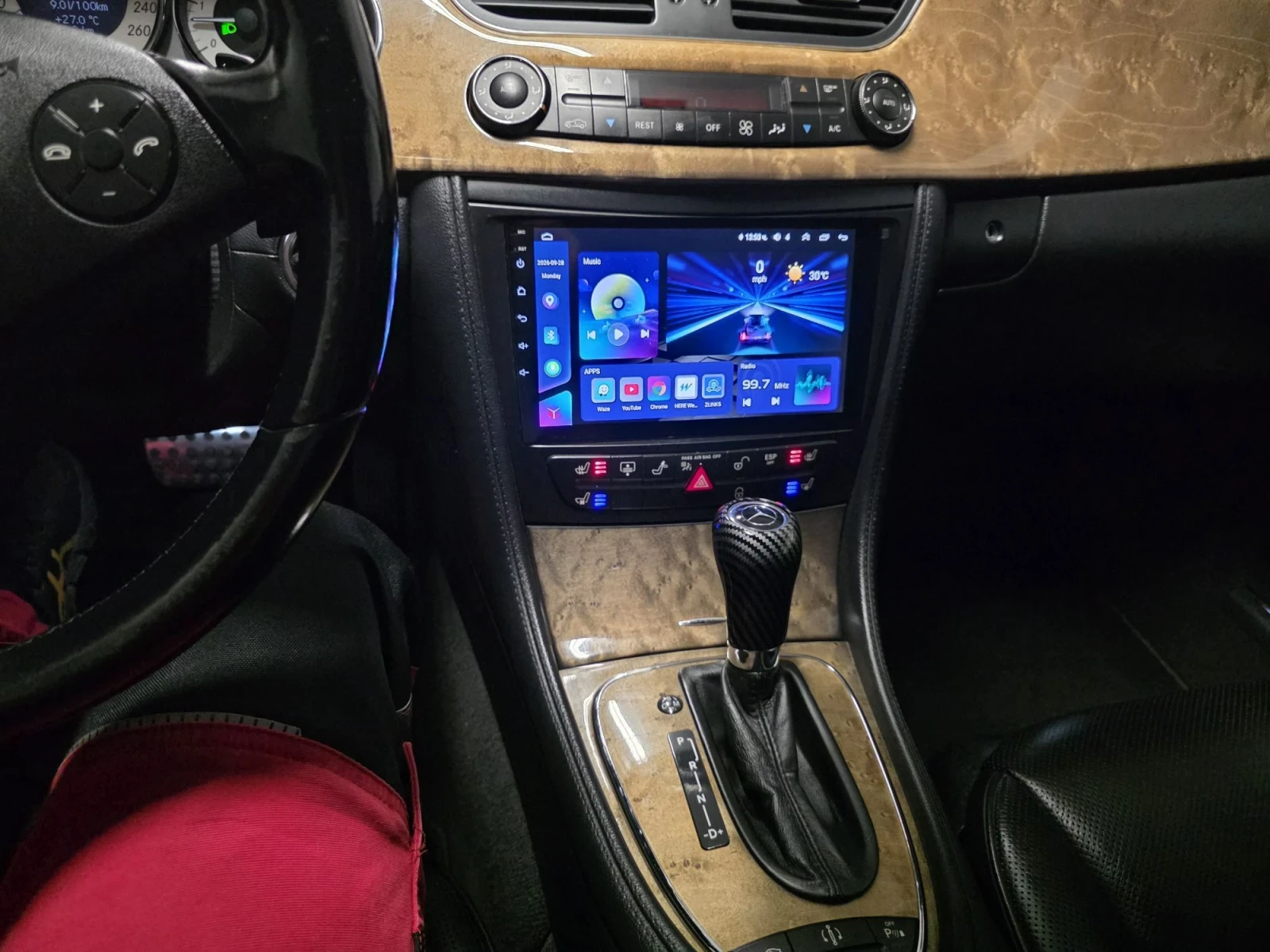 Mercedes-Benz CLS 350, снимка 11 - Автомобили и джипове - 56358353