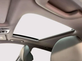 Hyundai Kona Preferred FWD w/Ultimate Package Green Interior  C, снимка 10