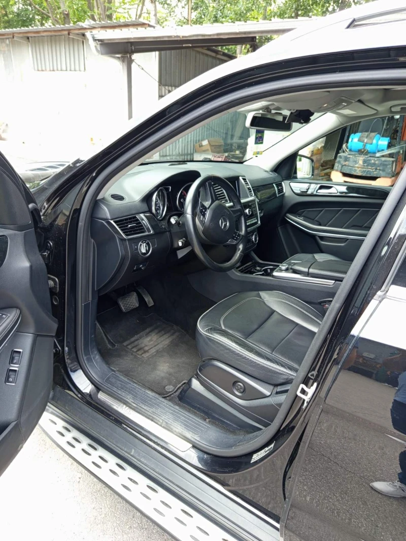 Mercedes-Benz GL 350 7 местен - AMG sport, снимка 5 - Автомобили и джипове - 52906070