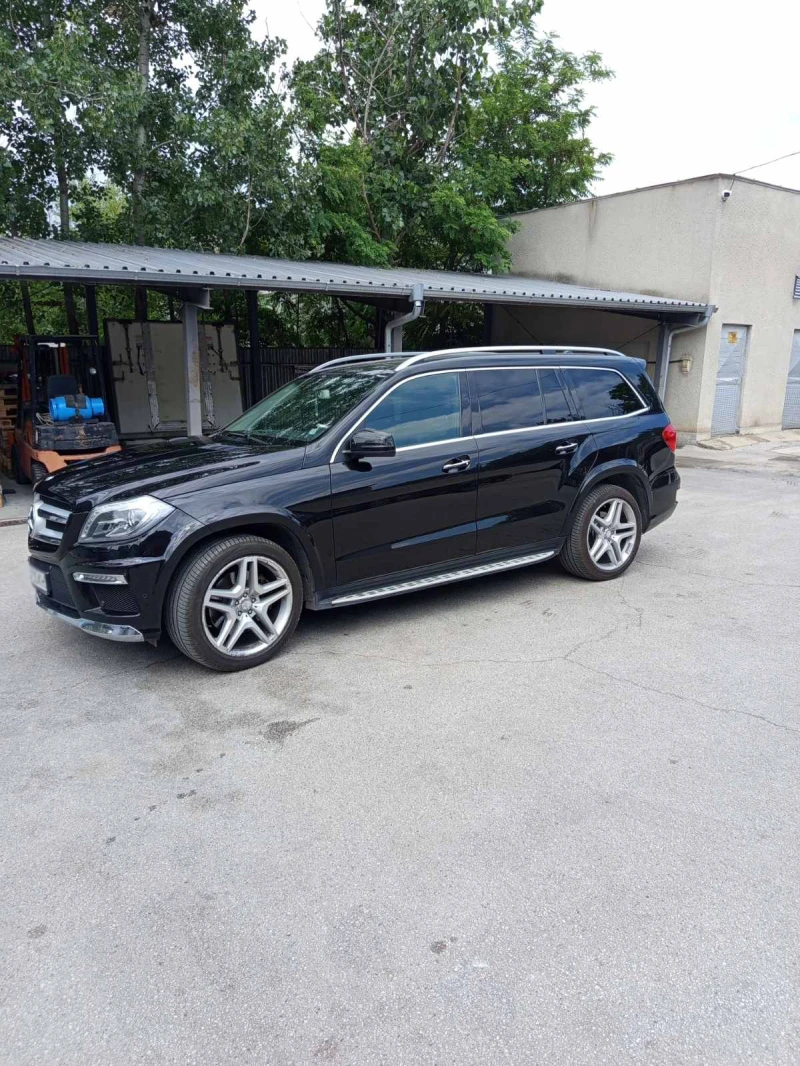 Mercedes-Benz GL 350 7 местен - AMG sport, снимка 2 - Автомобили и джипове - 52906070