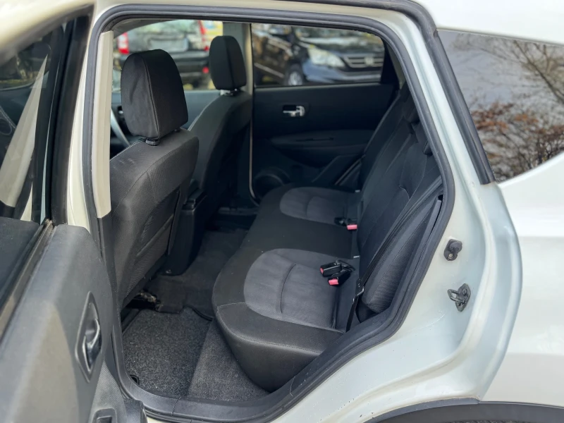 Nissan Qashqai Италия, снимка 7 - Автомобили и джипове - 52002782