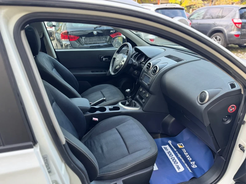 Nissan Qashqai Италия, снимка 8 - Автомобили и джипове - 52002782