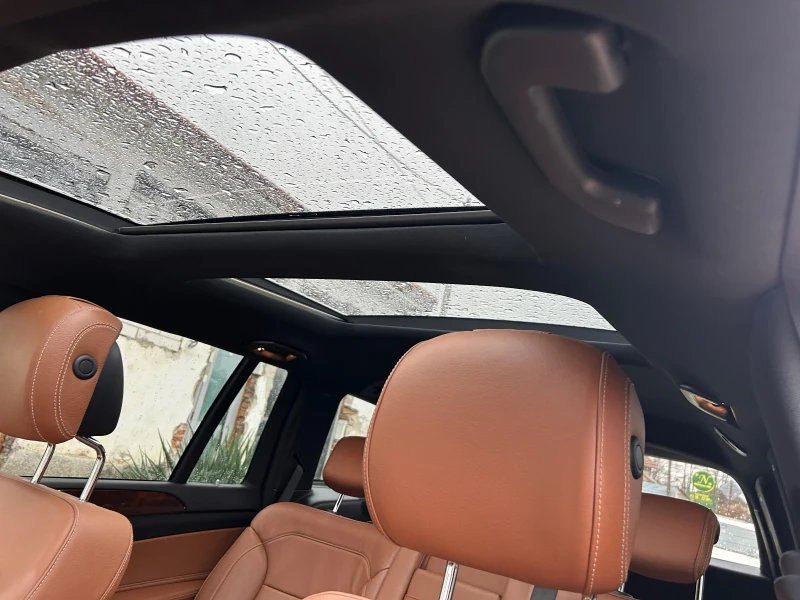 Mercedes-Benz GLS 500, снимка 9 - Автомобили и джипове - 52342025