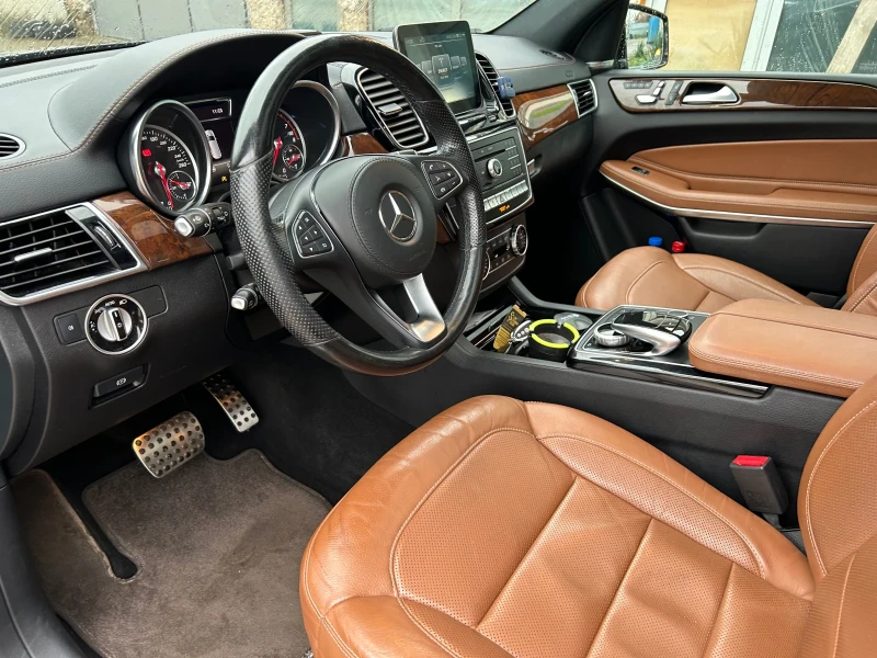 Mercedes-Benz GLS 500, снимка 8 - Автомобили и джипове - 52342025