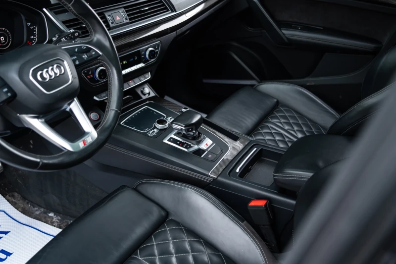 Audi Q5 TECHNIK Sport* Кожа* Нави* Keyless* , снимка 9 - Автомобили и джипове - 53115677