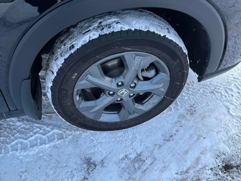 Honda Hr-v * LX * CARFAX * БЕЗ ПЪРВОНАЧАЛНА ВНОСКА, снимка 7 - Автомобили и джипове - 53317744