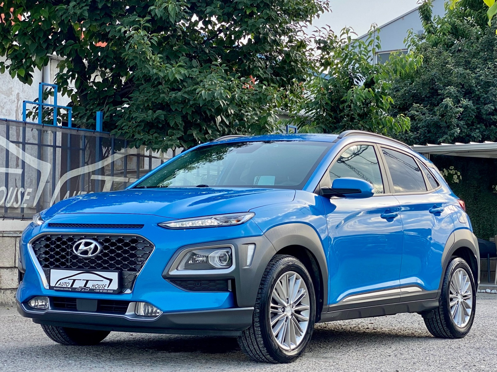 Hyundai Kona Premium* 1.6TGDI* 4x4* КАТО НОВА! - изображение 6