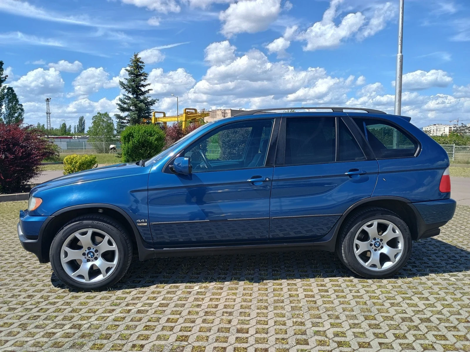 BMW X5 4.4i LPG - изображение 2