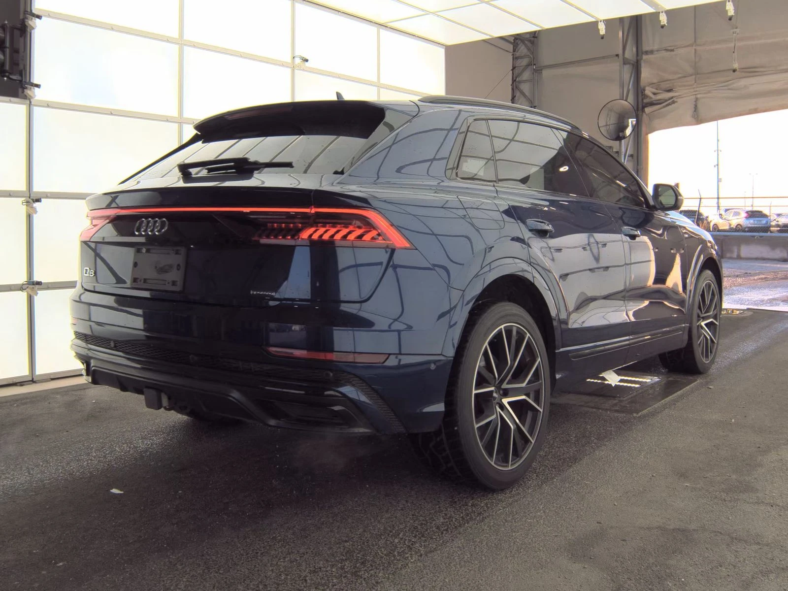 Audi Q8 3.0T* PRESTIGE* MATRIX* * 360* LANE*  | Mobile.bg   2