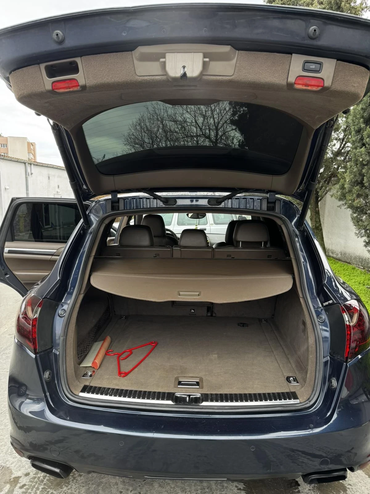 Porsche Cayenne S/FULL LED/CAMERA/BOSE/ПОДГРЕВ/ПАМЕТ/4.8iv8400кс н, снимка 14 - Автомобили и джипове - 53265754