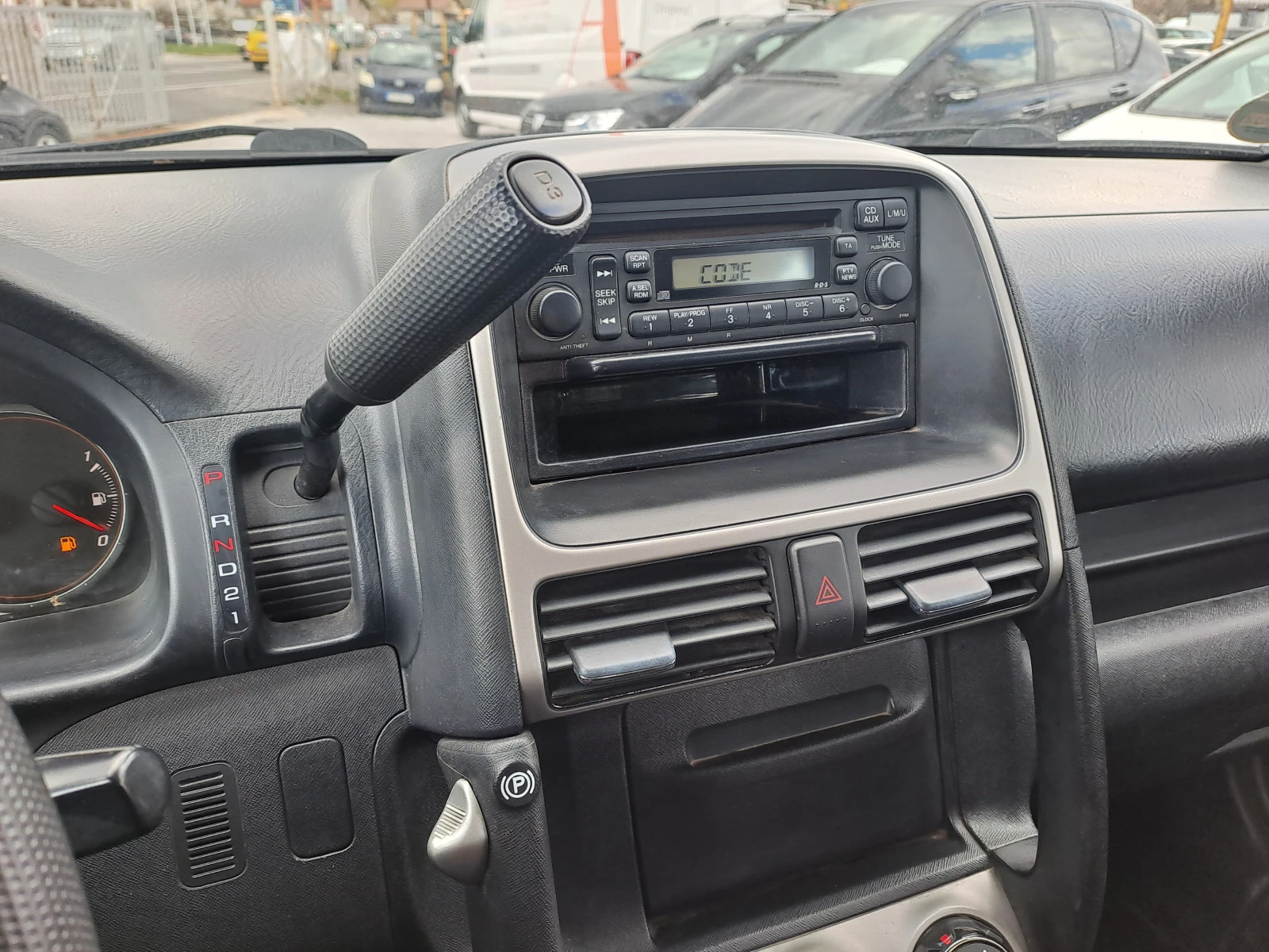 Honda Cr-v 2.0 I-VTEC, снимка 11 - Автомобили и джипове - 54178995