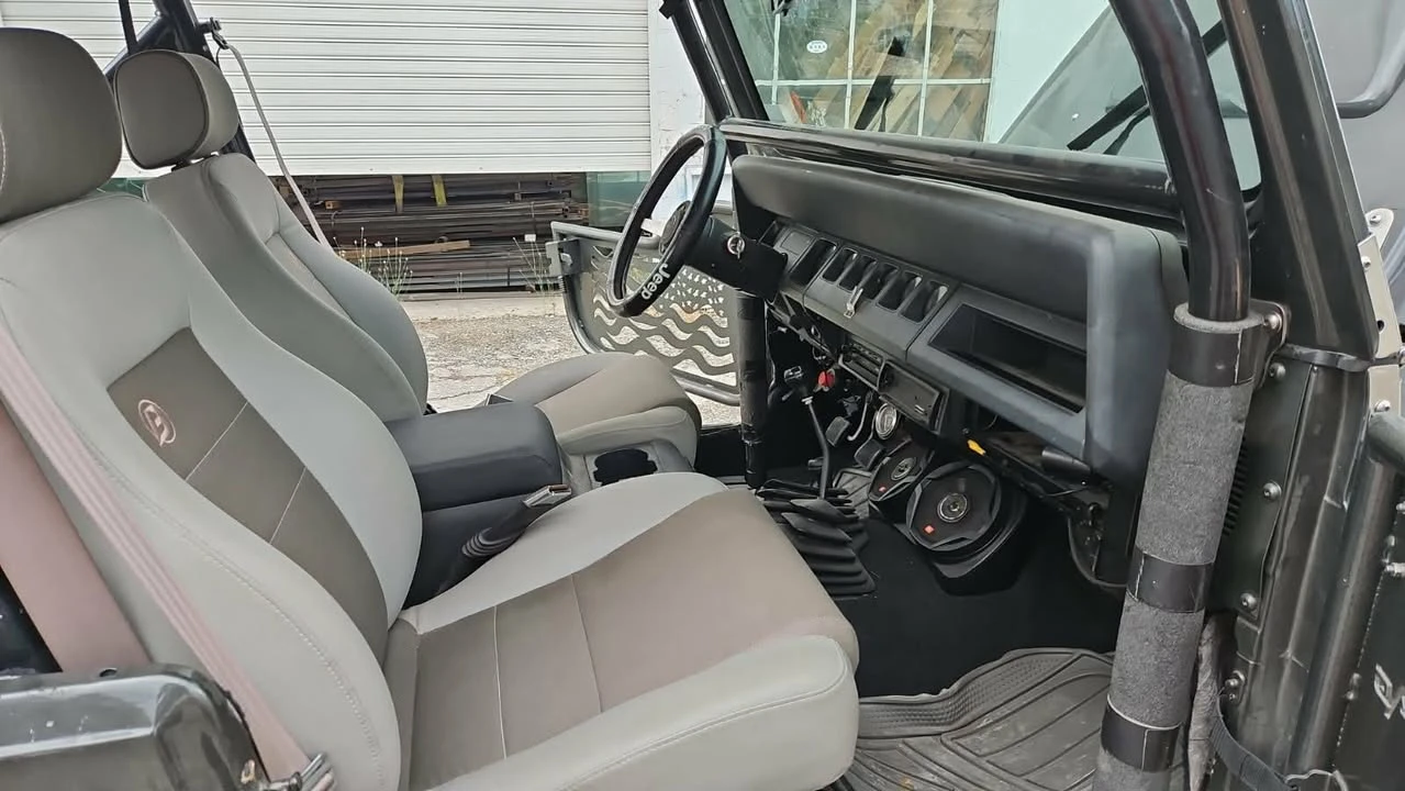 Jeep Wrangler, снимка 3 - Автомобили и джипове - 54443175