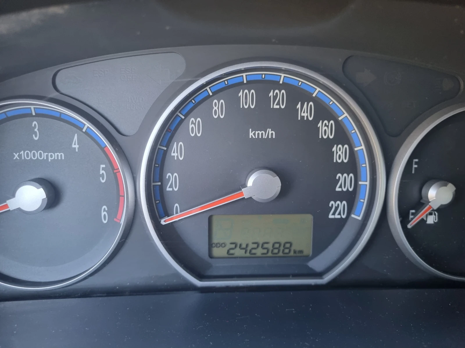 Hyundai Santa fe, снимка 3 - Автомобили и джипове - 55123155