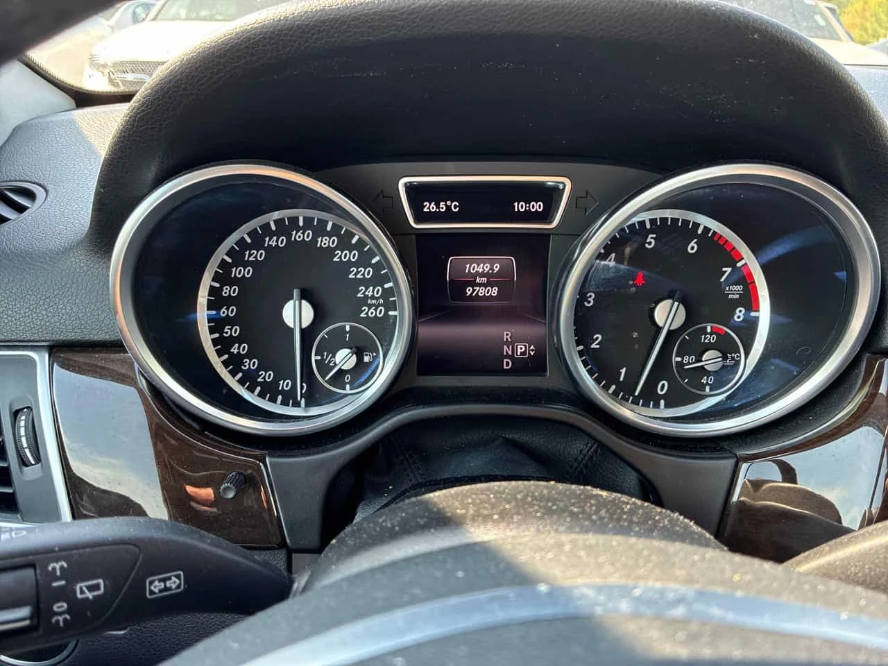 Mercedes-Benz ML 350 * CARFAX * 2 КЛЮЧА * ПАНО * КЛИП НА МОТОРА, снимка 8 - Автомобили и джипове - 54870362