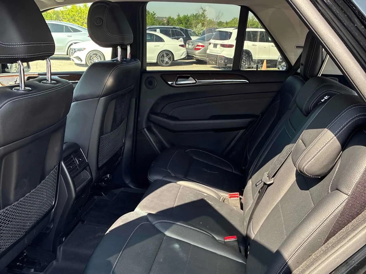 Mercedes-Benz ML 350 * CARFAX * 2 КЛЮЧА * ПАНО * КЛИП НА МОТОРА, снимка 11 - Автомобили и джипове - 54870362