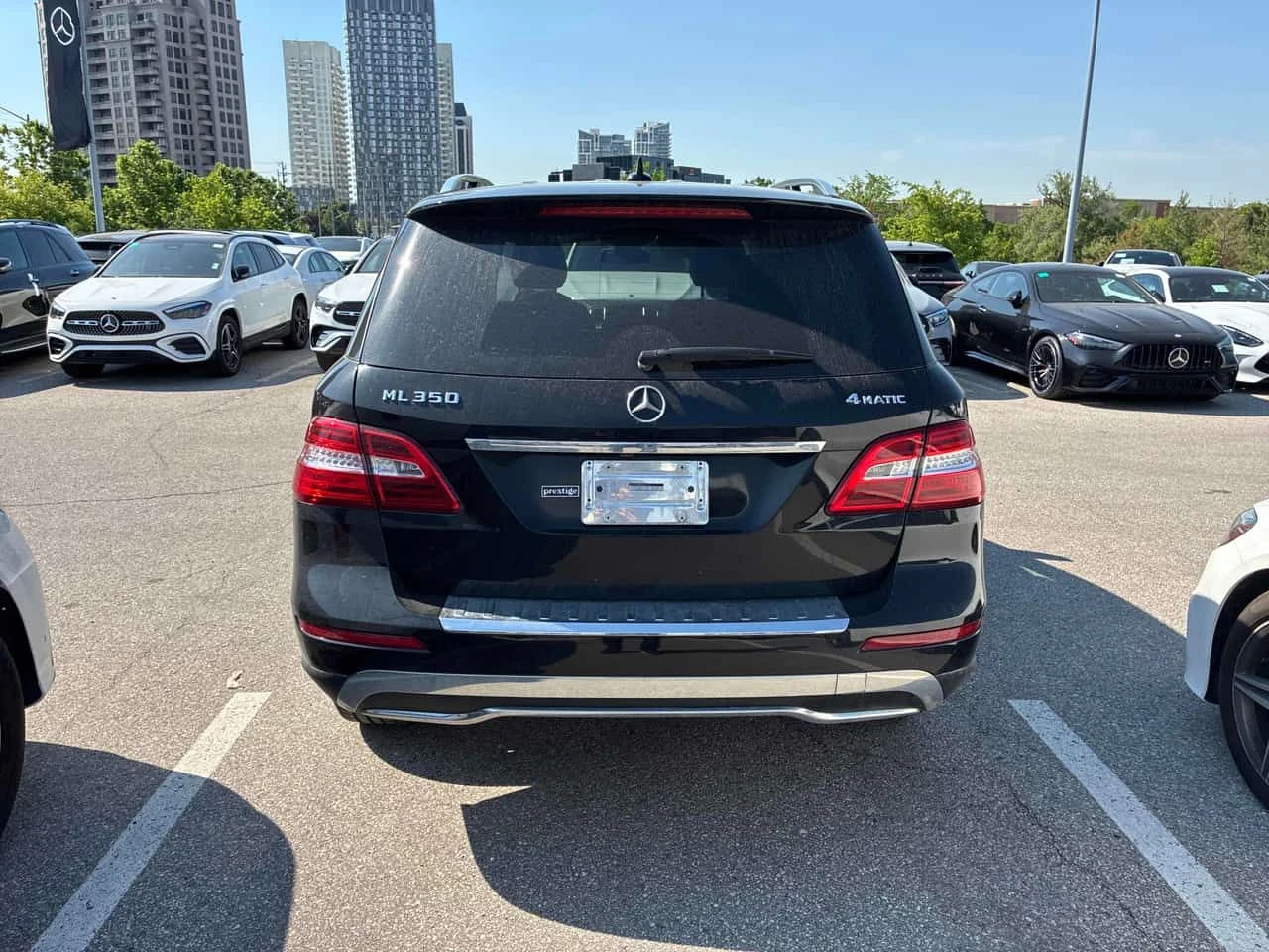 Mercedes-Benz ML 350 * CARFAX * 2 КЛЮЧА * ПАНО * КЛИП НА МОТОРА, снимка 4 - Автомобили и джипове - 54870362