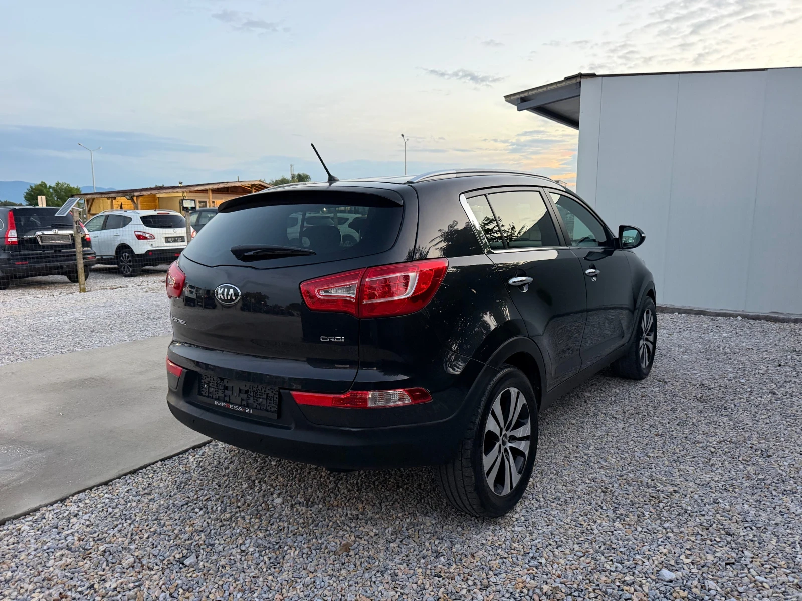 Kia Sportage 1.7d 116kc., снимка 4 - Автомобили и джипове - 55280694