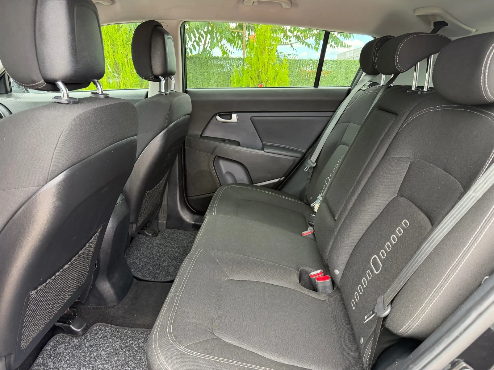Kia Sportage 1.7d 116kc., снимка 14 - Автомобили и джипове - 55280694