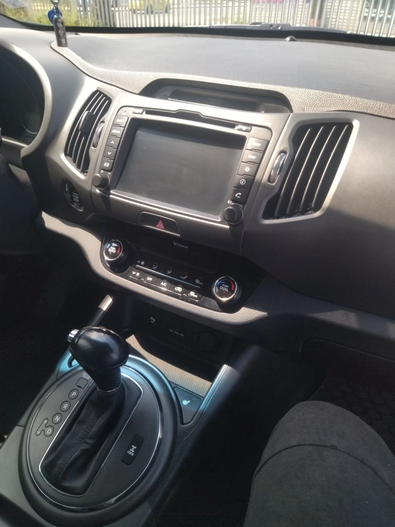 Kia Sportage, снимка 6 - Автомобили и джипове - 56541749