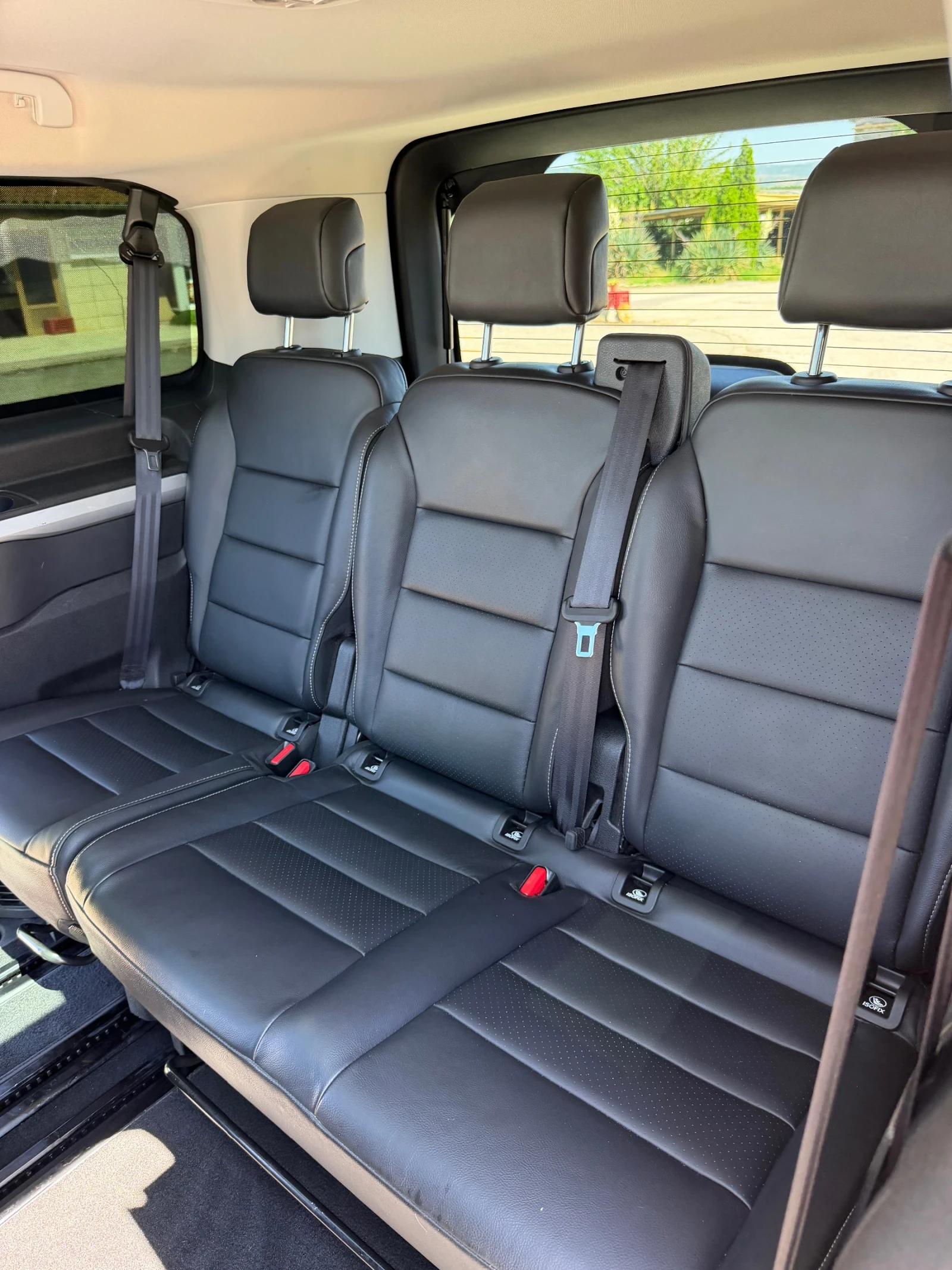 Peugeot Traveller Exclusive 2.0HDI Business VIP, снимка 11 - Бусове и автобуси - 54770410