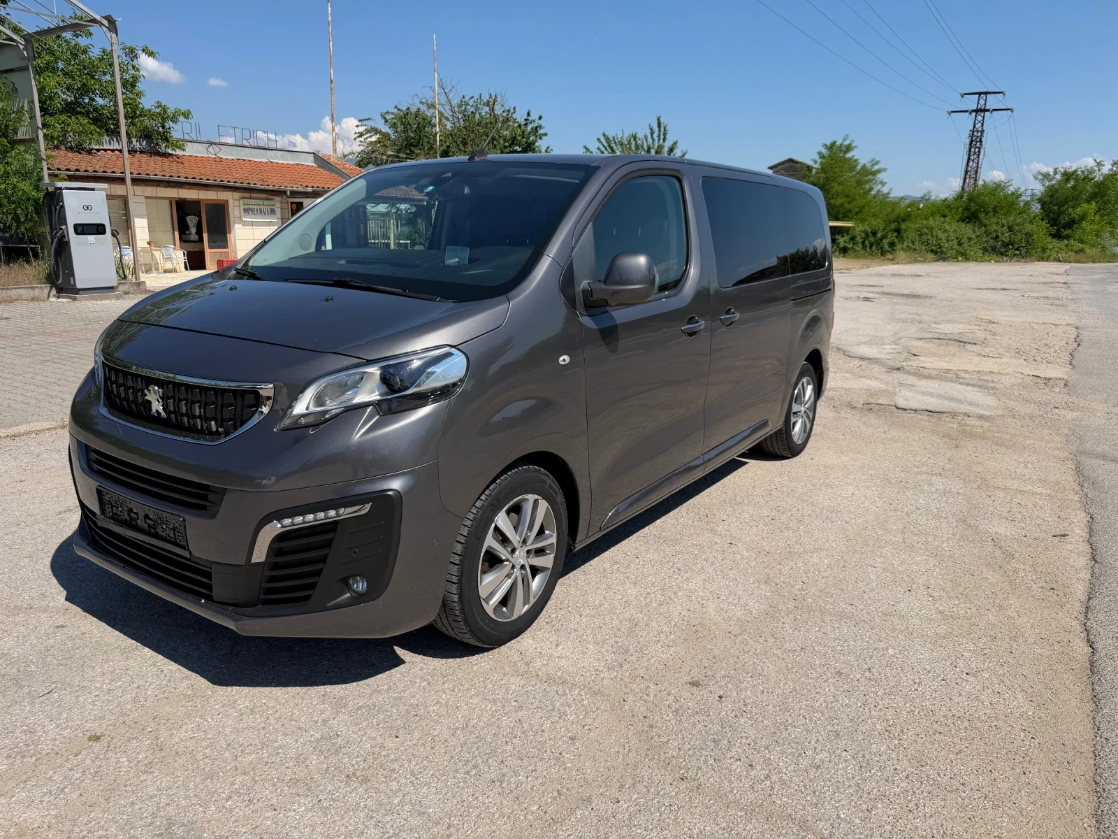 Peugeot Traveller Exclusive 2.0HDI Business VIP, снимка 2 - Бусове и автобуси - 54770410