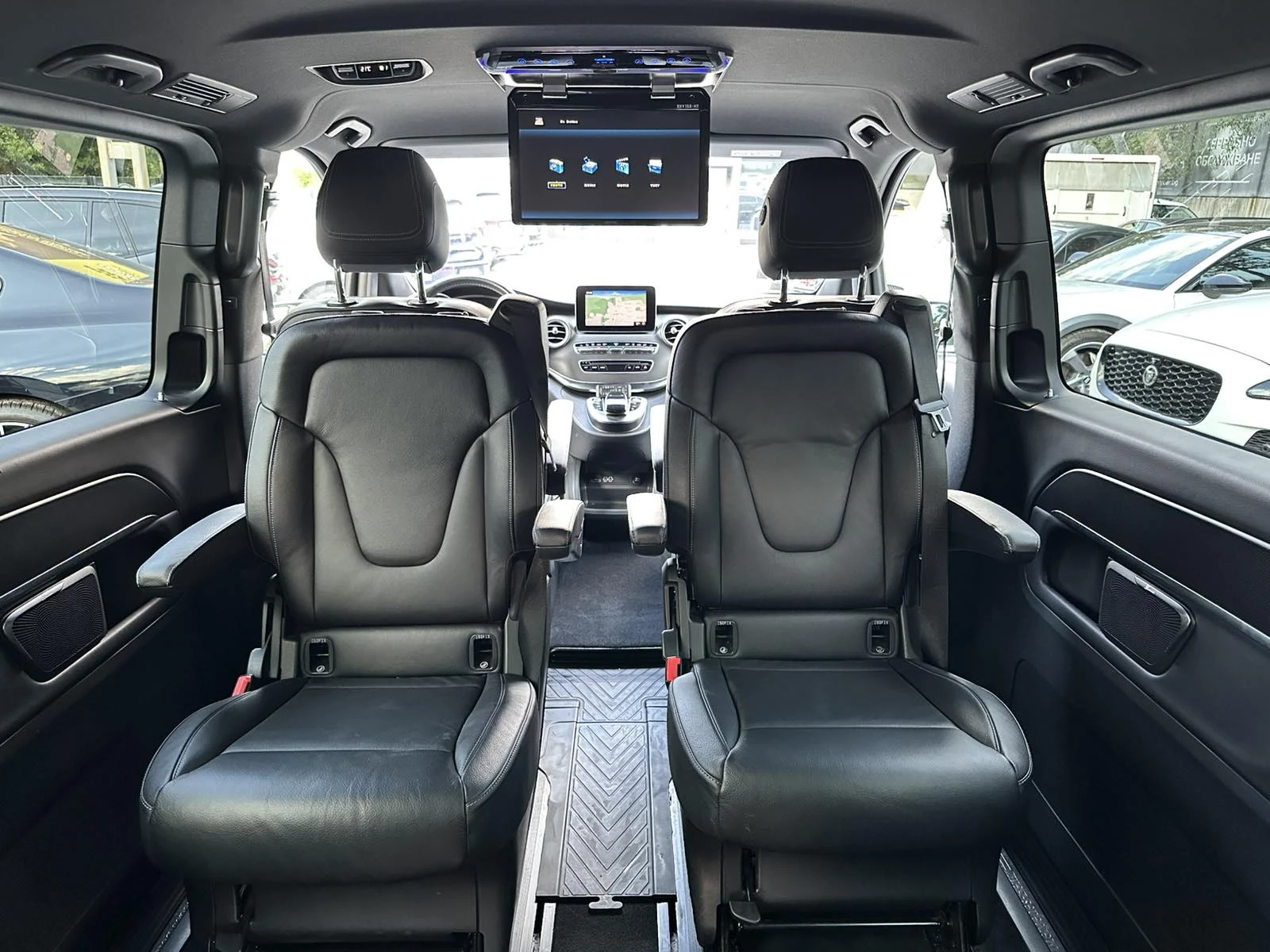Mercedes-Benz V 250 6+ 1/CAMERA/TV, снимка 16 - Бусове и автобуси - 55903263