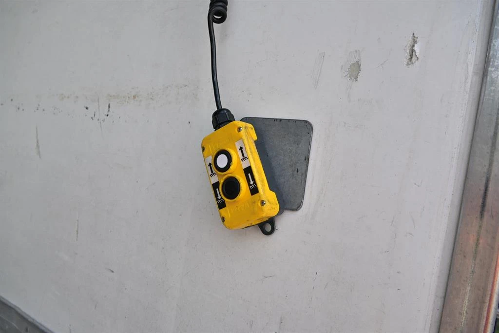 Mercedes-Benz Antos 1830 �� T1200R  | Mobile.bg � ����������� 8