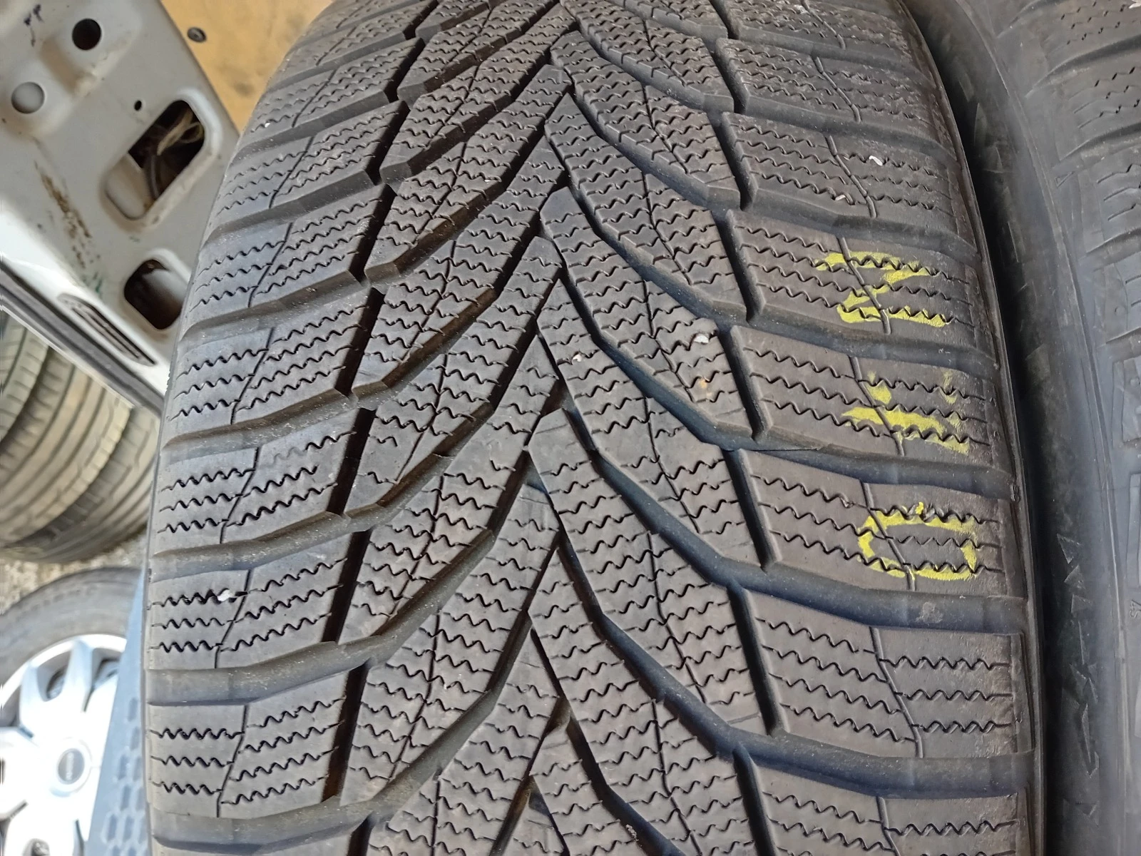  245/45R18 | Mobile.bg   3