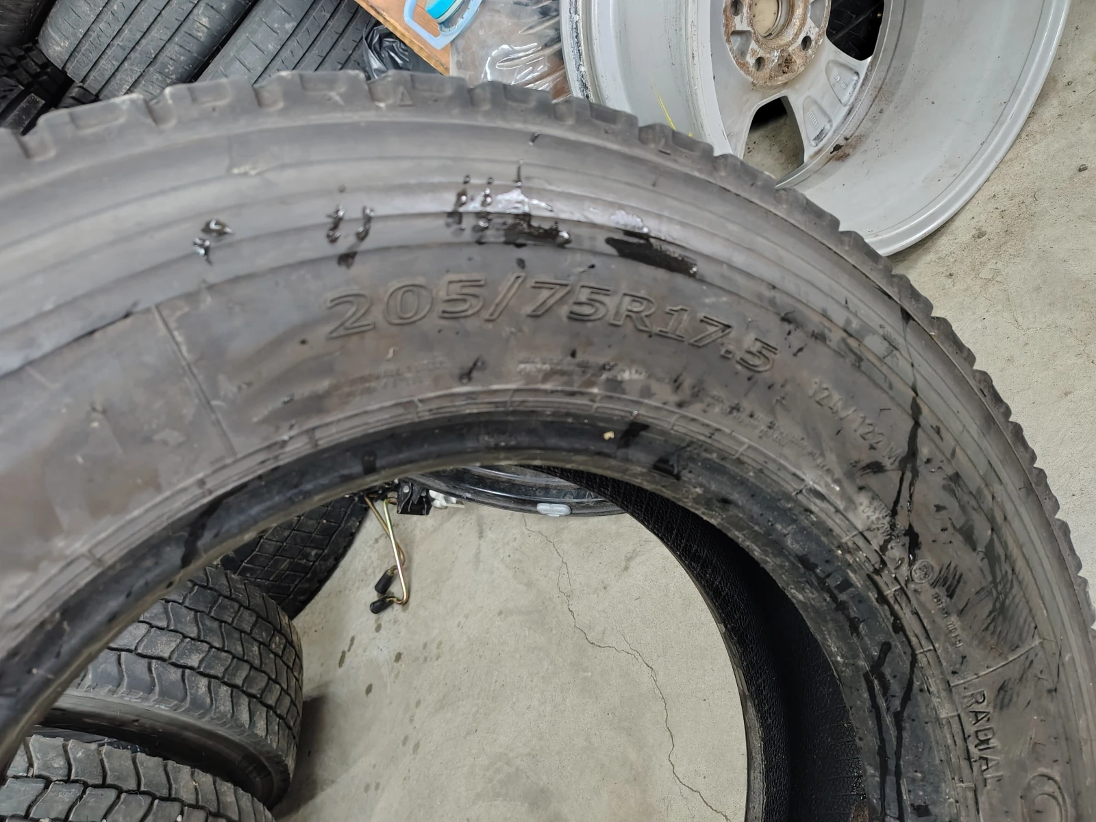 Гуми Всесезонни 205/75R17.5, снимка 5 - Гуми и джанти - 55843738