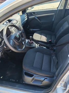Skoda Octavia 1.6 климатик, снимка 15